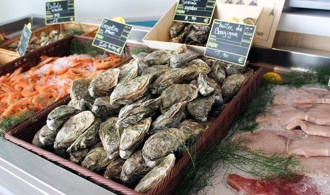 Etals de poissonnerie