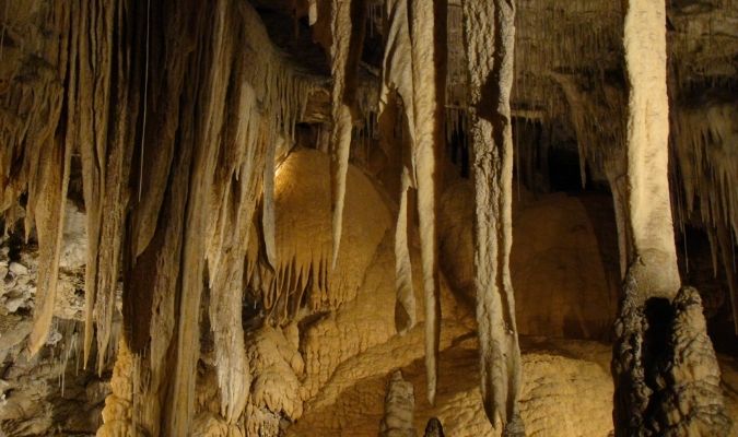 visite des grotte de clamouse proche camping La Yole