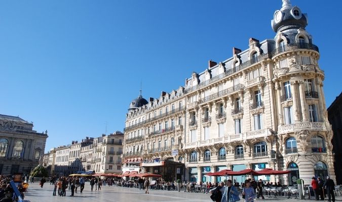 visite de Montpellier proche du camping La Yole